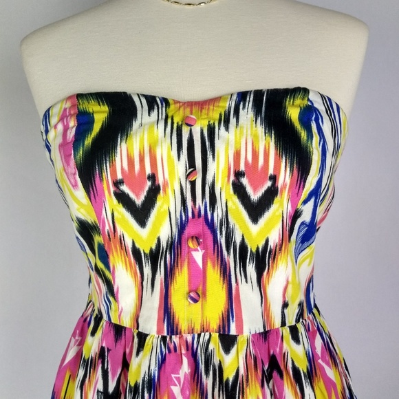 Strapless Ikat Print Empire Waist Dress - Picture 2 of 8